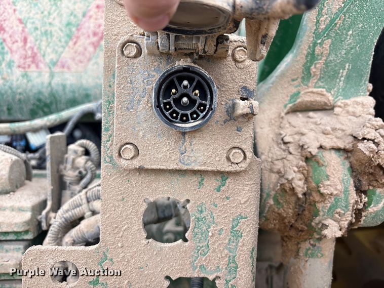 image for item EU4835 2019 John Deere 8245R MFWD tractor