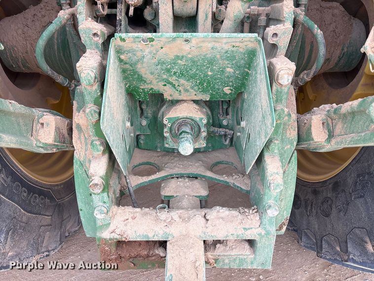image for item EU4835 2019 John Deere 8245R MFWD tractor