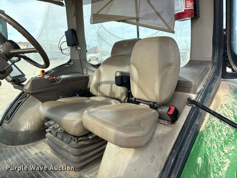 image for item EU4835 2019 John Deere 8245R MFWD tractor