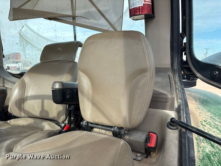 image for item EU4835 2019 John Deere 8245R MFWD tractor