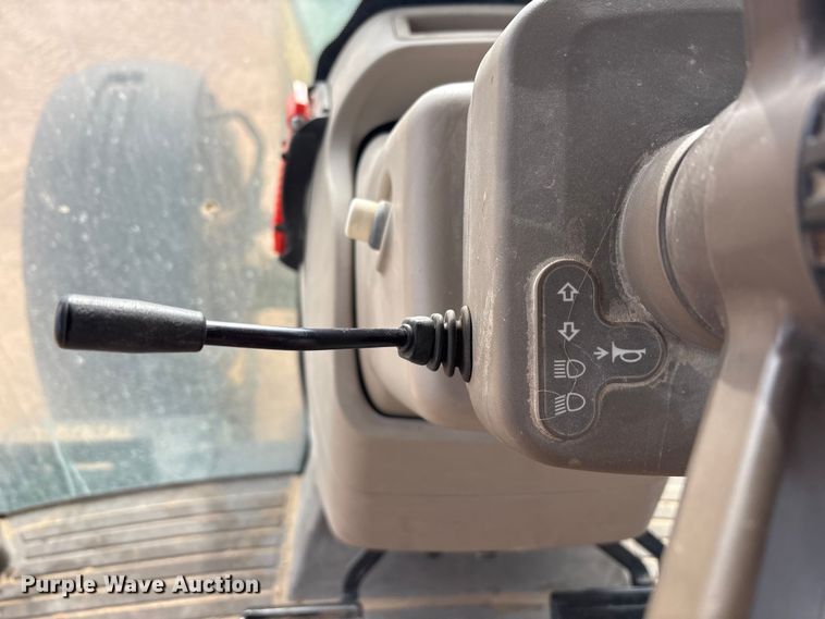 image for item EU4835 2019 John Deere 8245R MFWD tractor