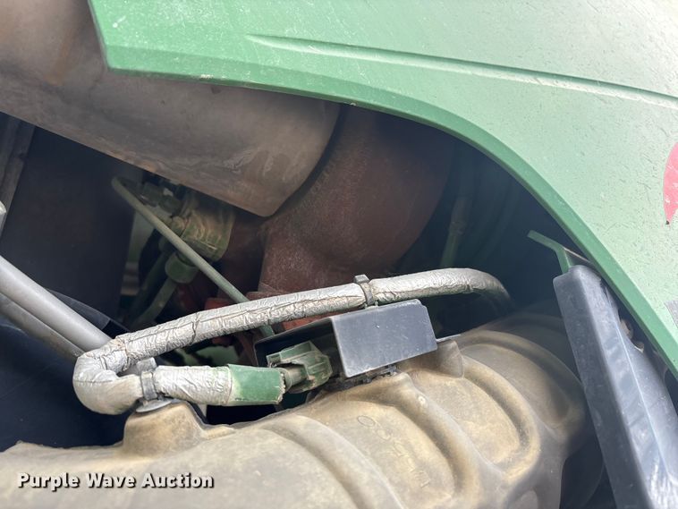 image for item EU4835 2019 John Deere 8245R MFWD tractor