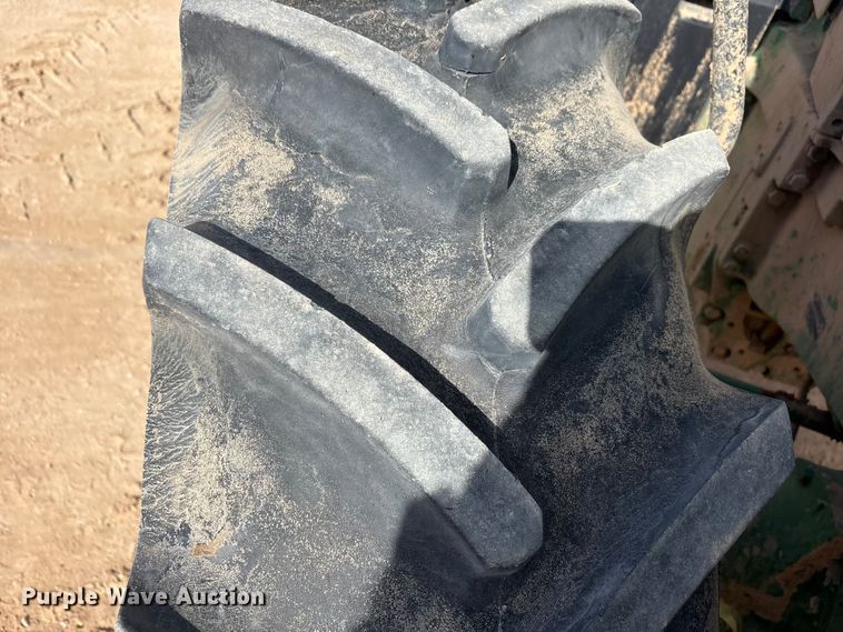 image for item EU4835 2019 John Deere 8245R MFWD tractor