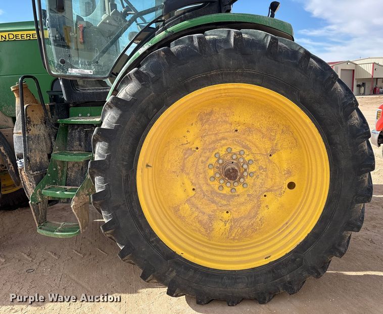 image for item EU4835 2019 John Deere 8245R MFWD tractor