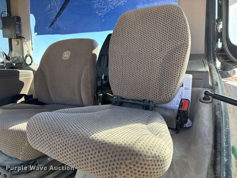 image for item EU4839 2018 John Deere 8245R MFWD tractor