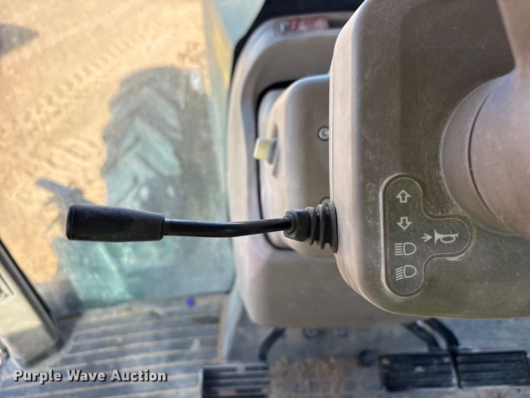 image for item EU4839 2018 John Deere 8245R MFWD tractor