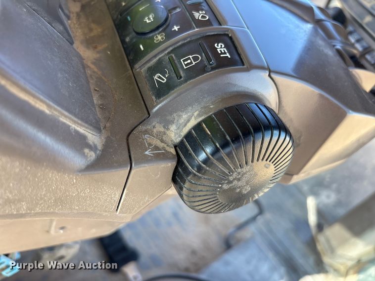 image for item EU4839 2018 John Deere 8245R MFWD tractor