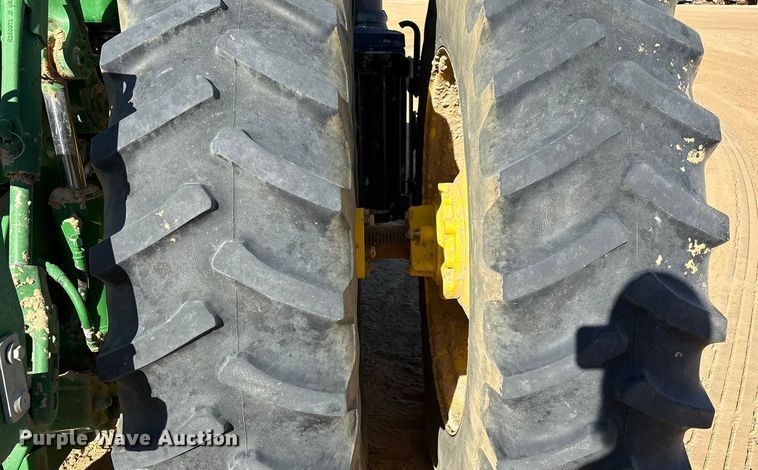 image for item EU4839 2018 John Deere 8245R MFWD tractor