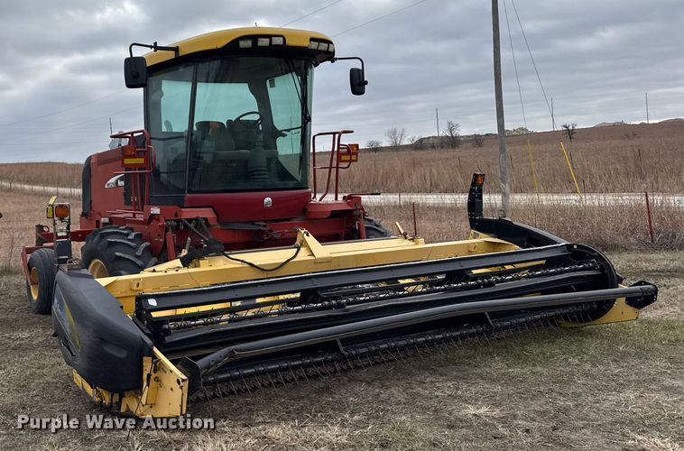 image for item FB0512 2007 New Holland HW325 swather / windrower