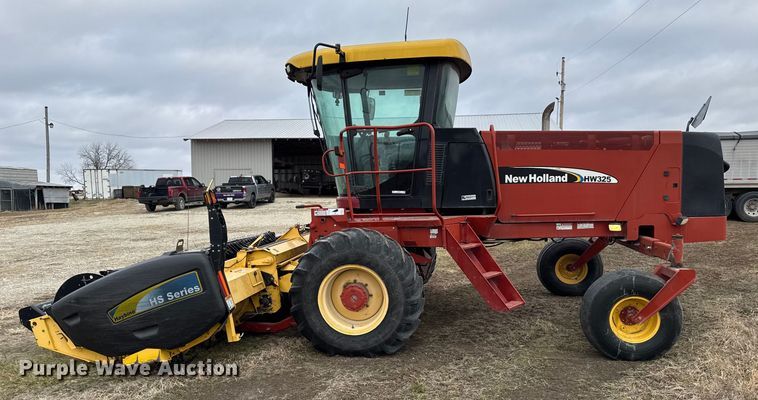 image for item FB0512 2007 New Holland HW325 swather / windrower