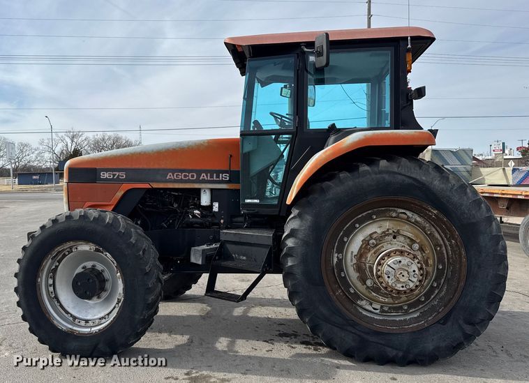 image for item FB0763 Agco Allis 9675F tractor