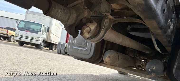 image for item FB0764 1998 International 8300 liquid fertilizer truck