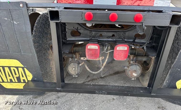 image for item FB0764 1998 International 8300 liquid fertilizer truck