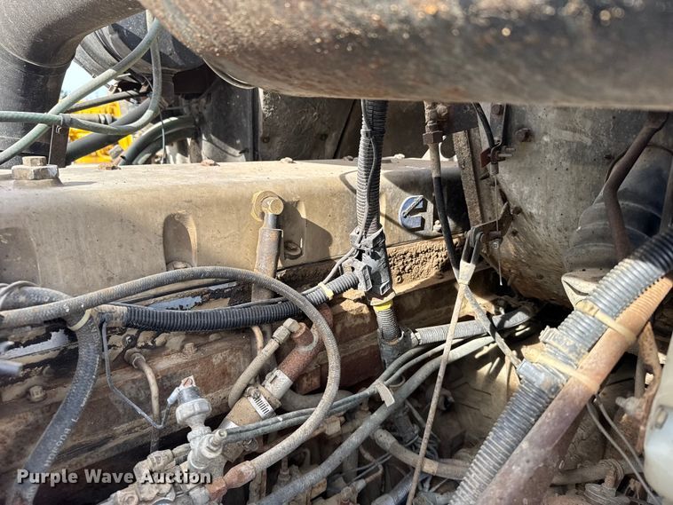 image for item FB0764 1998 International 8300 liquid fertilizer truck