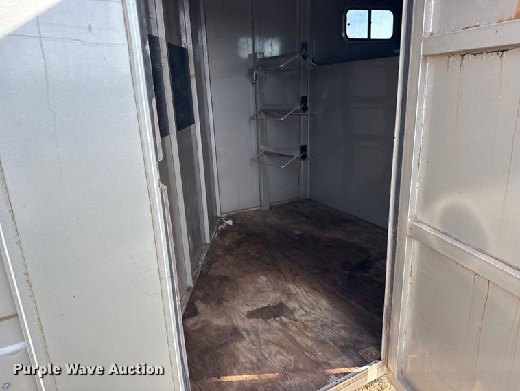 image for item FB0804 1999 Titan  livestock trailer
