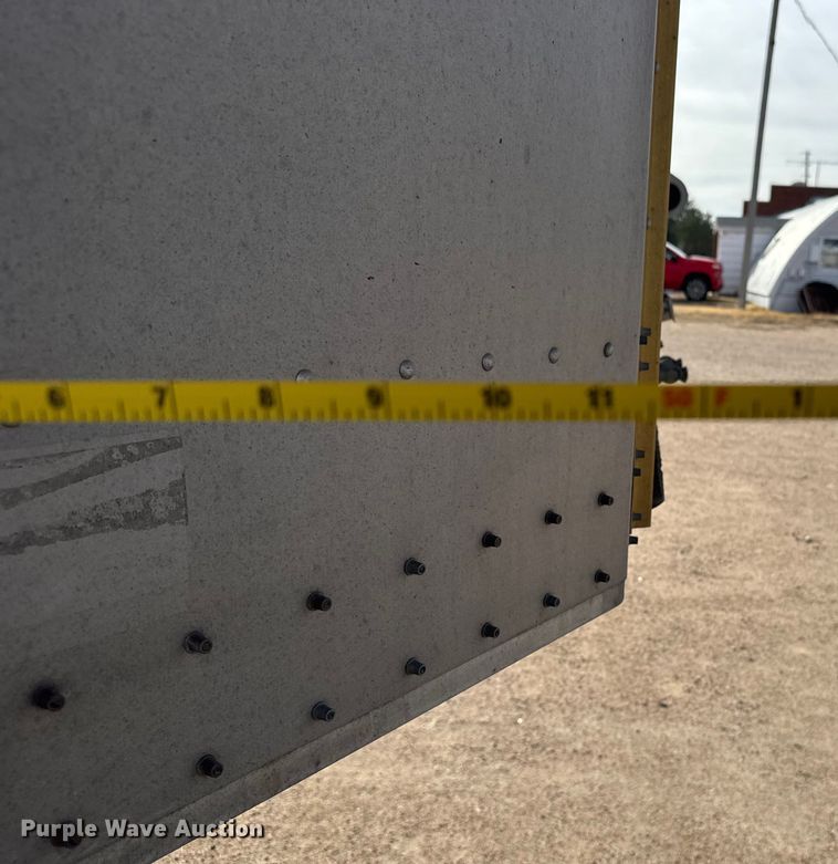 image for item FB0806 2006 Merritt livestock trailer