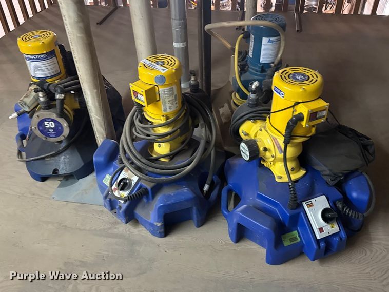 image for item FB0821 (4) chemical pumps