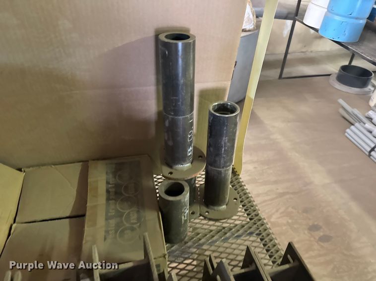 image for item FB0822 Pivot end hitches