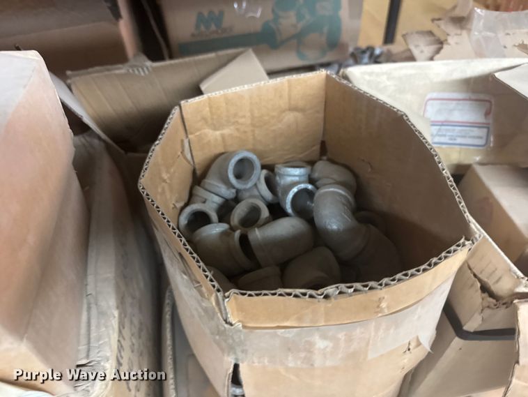 image for item FB0825 Pipe fittings
