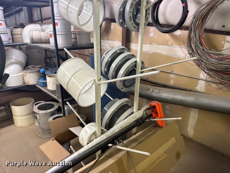 image for item FB0833 Pivot parts