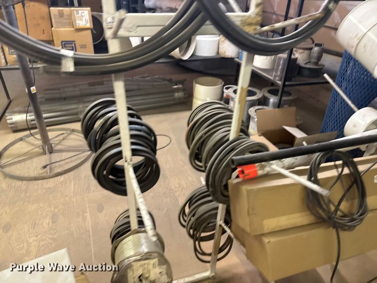 image for item FB0833 Pivot parts