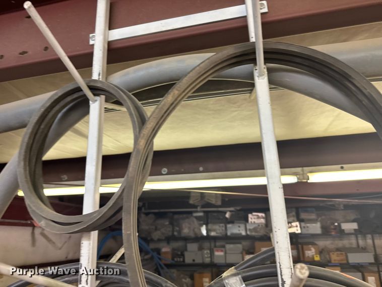 image for item FB0833 Pivot parts