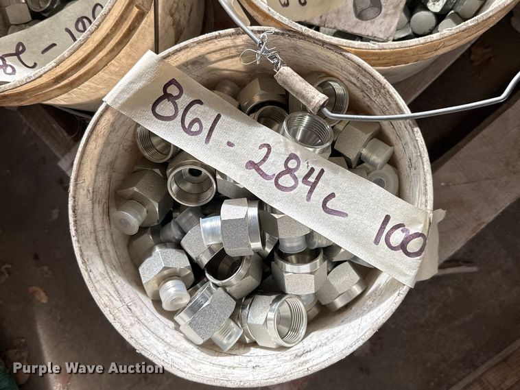 image for item FB0837 Hydraulic fittings