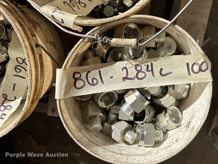 image for item FB0837 Hydraulic fittings