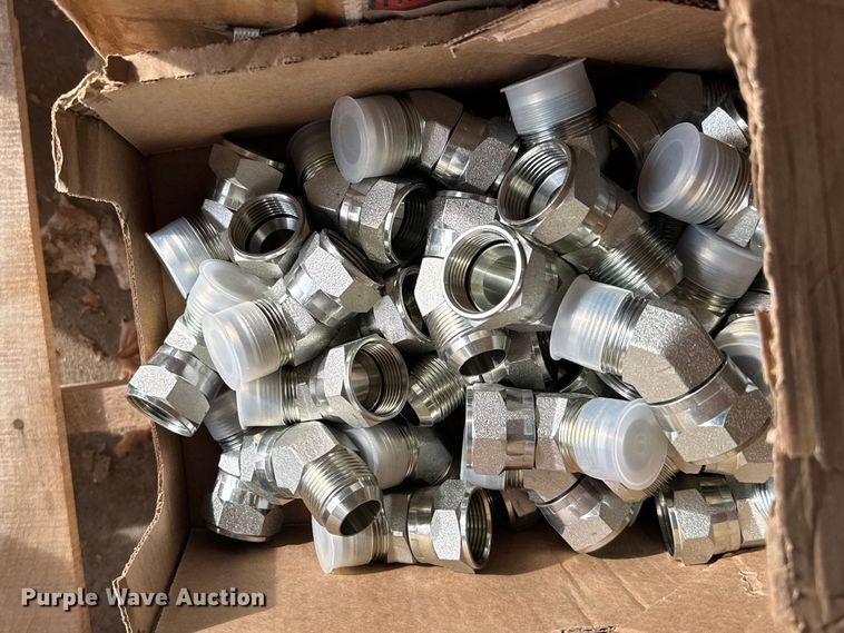 image for item FB0837 Hydraulic fittings