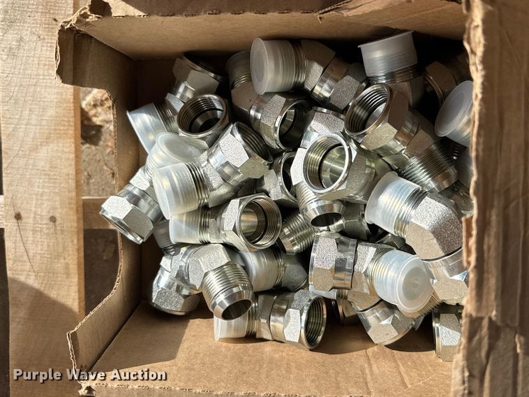 image for item FB0837 Hydraulic fittings