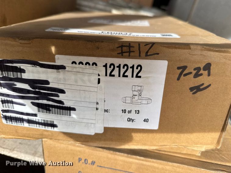 image for item FB0837 Hydraulic fittings