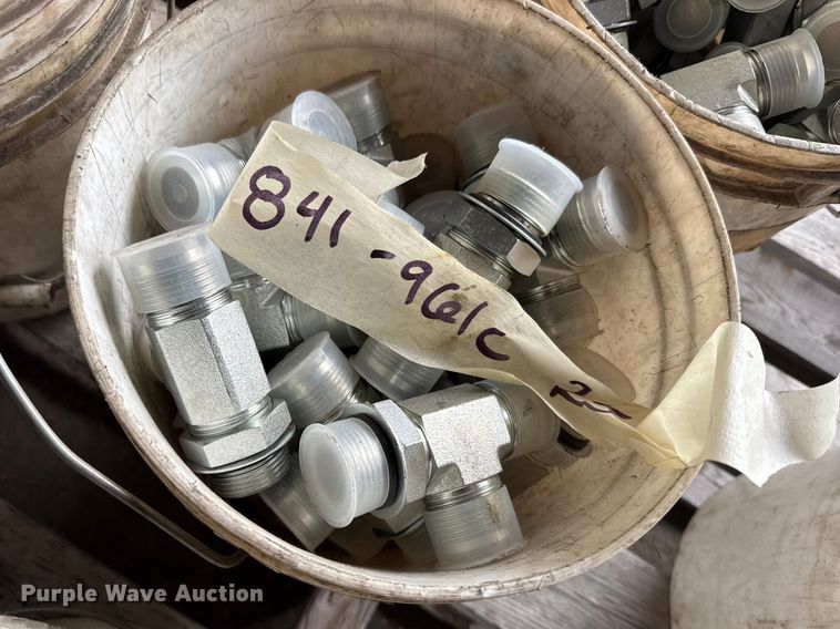 image for item FB0838 Hydraulic fittings