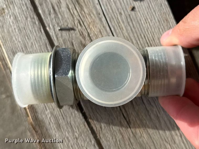 image for item FB0838 Hydraulic fittings