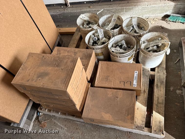 image for item FB0839 Hydraulic fittings