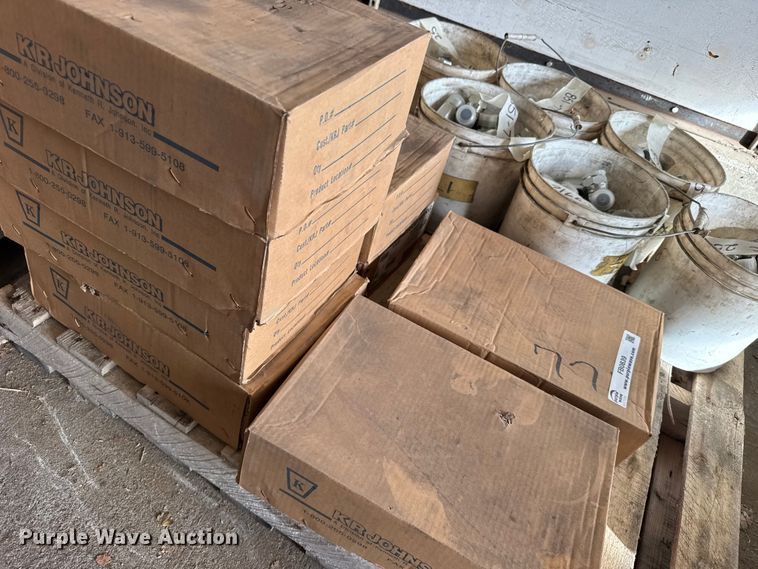 image for item FB0839 Hydraulic fittings