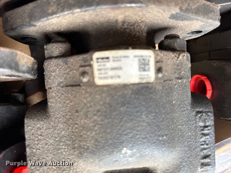 image for item FB0841 Hydraulic motors and hoses