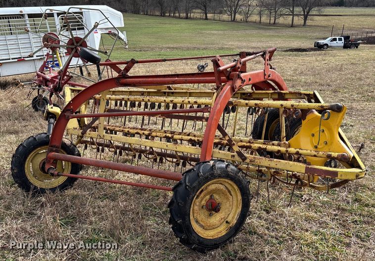 image for item FB3031 New Holland 256 hay rake