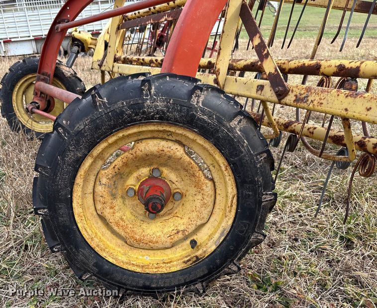 image for item FB3031 New Holland 256 hay rake