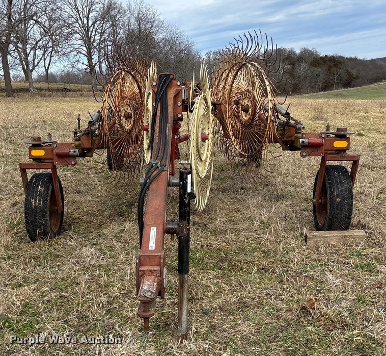 image for item FB3032 Sitrex MX-8 hay rake