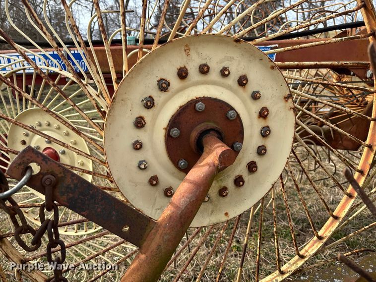 image for item FB3032 Sitrex MX-8 hay rake