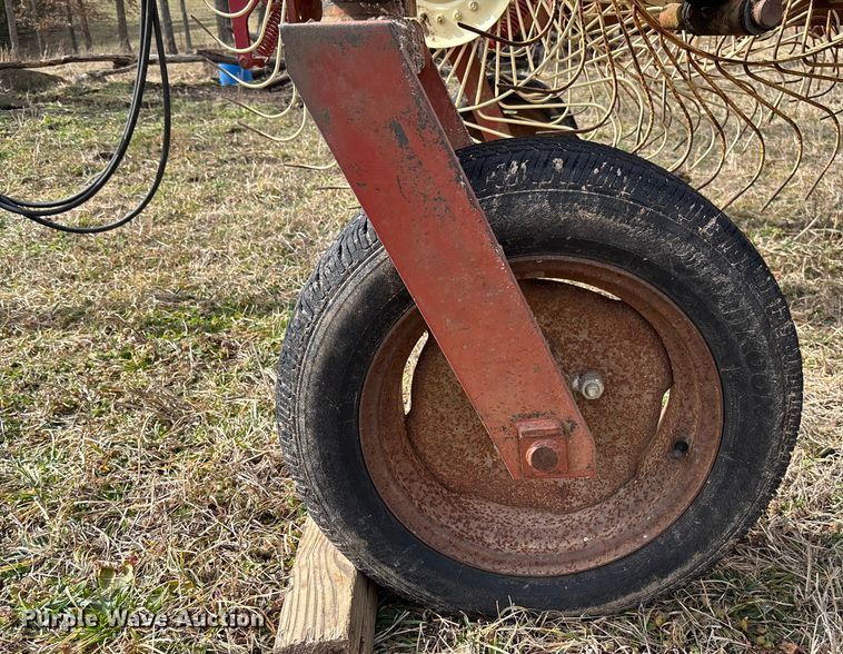 image for item FB3032 Sitrex MX-8 hay rake