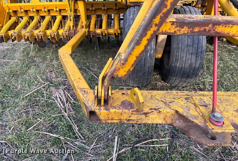 image for item FB3035 Haybuster 1206-3 no-till grain drill