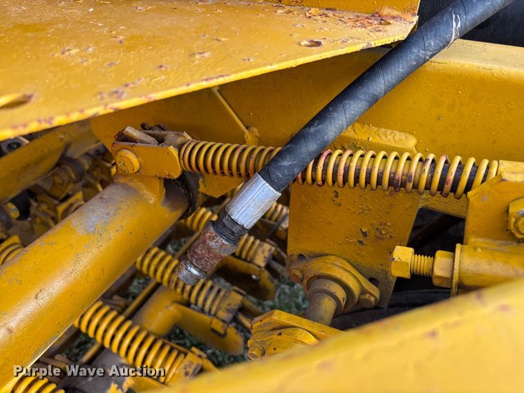 image for item FB3035 Haybuster 1206-3 no-till grain drill