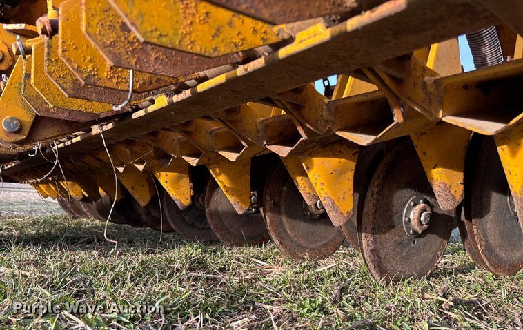 image for item FB3035 Haybuster 1206-3 no-till grain drill