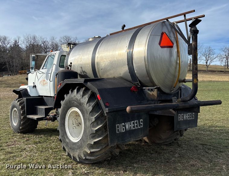 image for item FB3037 1982 GMC Big Wheels liquid manure spreader