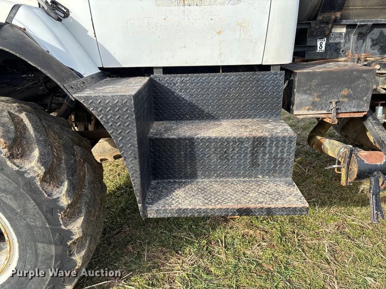 image for item FB3037 1982 GMC Big Wheels liquid manure spreader