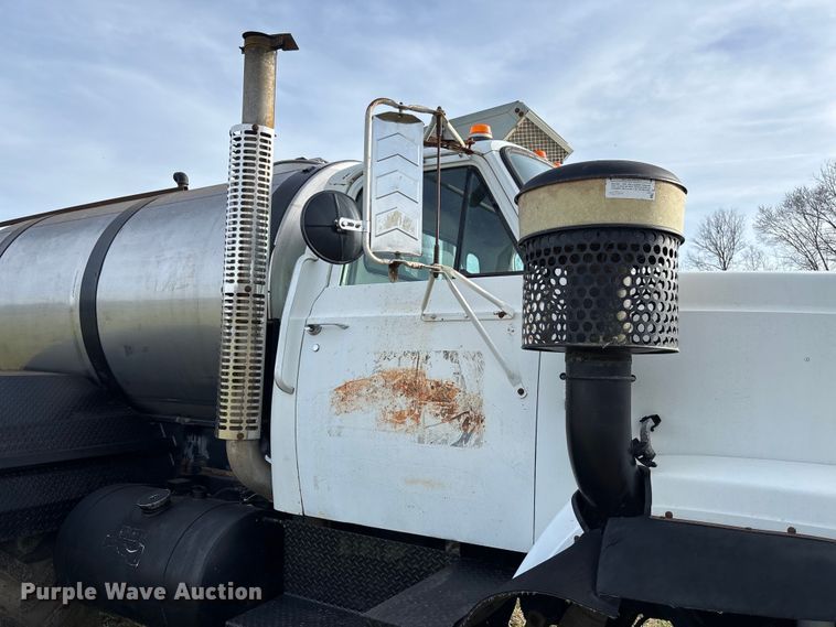 image for item FB3037 1982 GMC Big Wheels liquid manure spreader