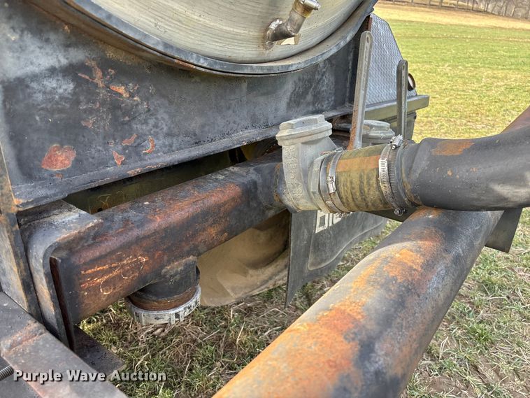 image for item FB3037 1982 GMC Big Wheels liquid manure spreader