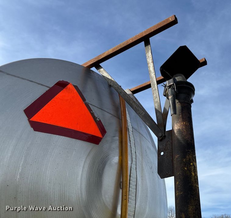 image for item FB3037 1982 GMC Big Wheels liquid manure spreader