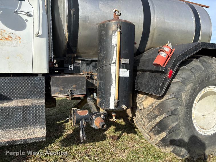 image for item FB3037 1982 GMC Big Wheels liquid manure spreader